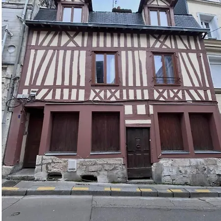 Neuf & Equipe, Vieux-marche, Proche Gare Lägenhet Rouen